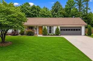 330 Monivea Ln, Roswell, GA 30075 - Photo 1