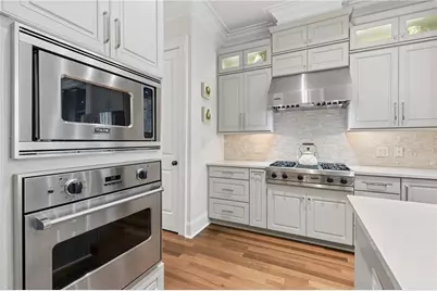 706 Creekgarden Court, Atlanta, GA 30339 - Photo 8