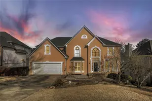 2285 Wildwood Lake Dr, Suwanee, GA 30024 - Photo 2