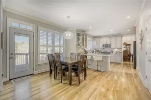 2285 Wildwood Lake Dr, Suwanee, GA 30024 - Photo 10