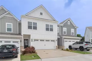 1074 Chastain Dr, Sugar Hill, GA 30518 - Photo 2