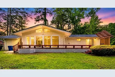 3785 Village Drive SW, Atlanta, GA 30331 - Photo 4