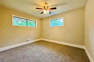 3785 Village Dr SW, Atlanta, GA 30331 - Photo 24