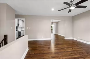 1042 Mountain Woods Ct, Stone Mountain, GA 30087 - Photo 10