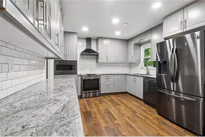 1042 Mountain Woods Court, Stone Mountain, GA 30087 - Photo 14