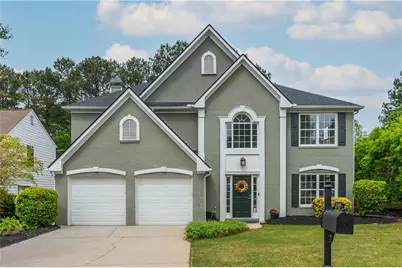 1005 Crabapple Lake Circle, Roswell, GA 30076 - Photo 1