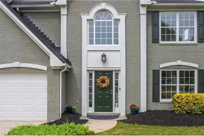 1005 Crabapple Lake Circle, Roswell, GA 30076 - Photo 2