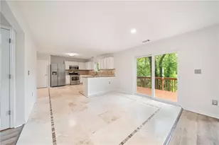 1339 Dalesford Dr, Alpharetta, GA 30004 - Photo 8