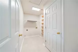 1339 Dalesford Dr, Alpharetta, GA 30004 - Photo 14