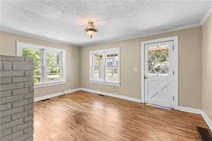 618 Palm St, Canton, GA 30115 - Photo 4