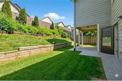 1027 Grenier Terrace, Lawrenceville, GA 30045 - Photo 4