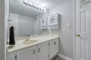 1445 Oakridge Cir, Decatur, GA 30033 - Photo 18