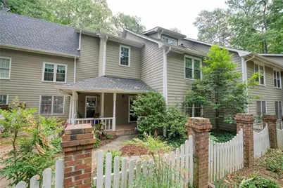 1445 Oakridge Circle, Decatur, GA 30033 - Photo 2
