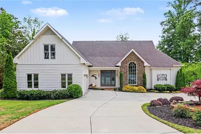 8895 Willowbrae Lane, Roswell, GA 30076 - Photo 2