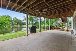 8895 Willowbrae Ln, Roswell, GA 30076 - Photo 36