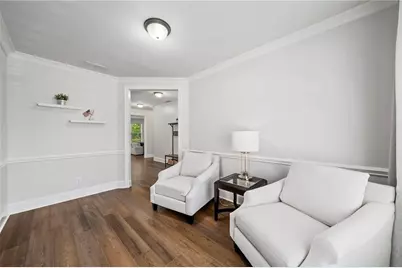 7805 Highland Bluff, Sandy Springs, GA 30328 - Photo 6