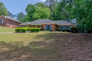 2120 Weatherstone Cir SE, Conyers, GA 30094 - Photo 2