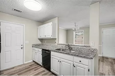 1382 N Hampton Drive, Hampton, GA 30228 - Photo 8
