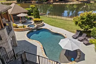 2725 Drayton Hall Dr, Buford, GA 30519 - Photo 60
