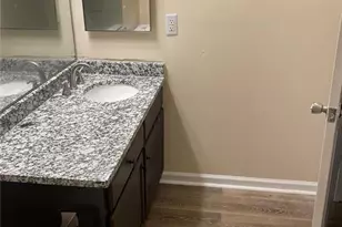 245 Amal Dr SW, Atlanta, GA 30315 - Photo 6