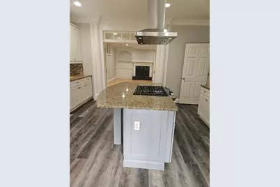 660 Forest Hills Drive #LOWER LEVEL, Sandy Springs, GA 30342 - Photo 2