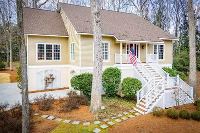 211 Habersham Place, Carrollton, GA 30117 - Photo 4