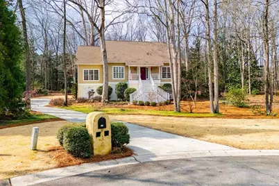 211 Habersham Place, Carrollton, GA 30117 - Photo 6