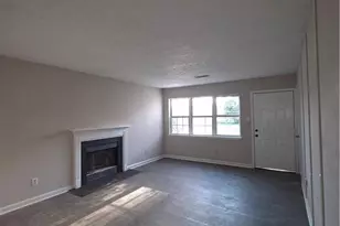 1735 Fox Chase Ct, Conyers, GA 30013 - Photo 4
