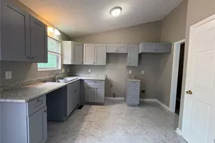 1990 Lown Farm Ln, Lithonia, GA 30058 - Photo 8