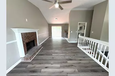 1990 Lown Farm Lane, Lithonia, GA 30058 - Photo 4