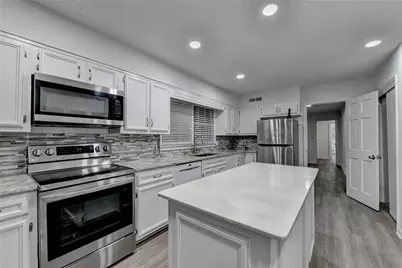 2048 Fisher Trail NE, Atlanta, GA 30345 - Photo 14