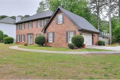 4976 Mystere Circle SW, Lilburn, GA 30047 - Photo 2
