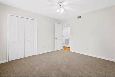 1805 Brighton Point, Atlanta, GA 30328 - Photo 14