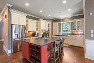 1020 Stonegrove Ln, Roswell, GA 30075 - Photo 14