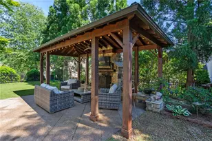 1020 Stonegrove Ln, Roswell, GA 30075 - Photo 70