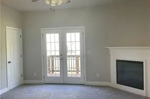 410 Katie Ln, Commerce, GA 30529 - Photo 8