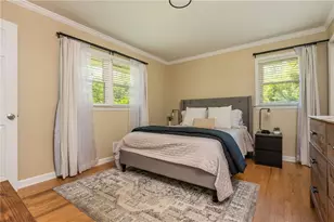 3136 Meadowood Ln, Atlanta, GA 30341 - Photo 10