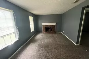 4584 Garden Hills Dr, Stone Mountain, GA 30083 - Photo 14