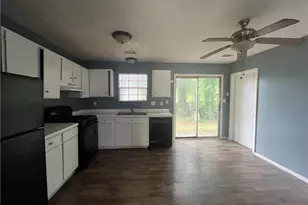 4584 Garden Hills Dr, Stone Mountain, GA 30083 - Photo 6