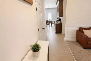 598 Summerfield Ln, Cartersville, GA 30120 - Photo 2