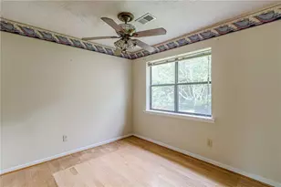 122 Sandalwood Cir, Lawrenceville, GA 30046 - Photo 8