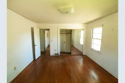 2024 Neely Avenue, Atlanta, GA 30344 - Photo 8