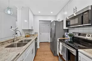 300 Johnson Ferry Road NE, Atlanta, GA 30328 - Photo 6
