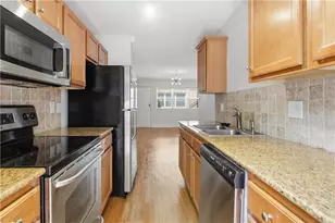 48 Peachtree Ave NE, Atlanta, GA 30305 - Photo 2