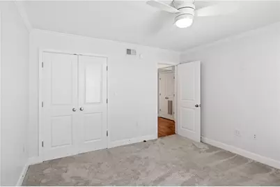 48 Peachtree Avenue NE #213, Atlanta, GA 30305 - Photo 10