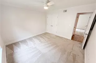 48 Peachtree Ave NE, Atlanta, GA 30305 - Photo 26