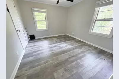 2233 Park Terrace, Atlanta, GA 30337 - Photo 8