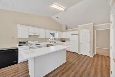 3269 Woodtree Lane, Buford, GA 30519 - Photo 8