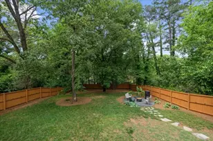 1975 McAfee Pl, Decatur, GA 30032 - Photo 10