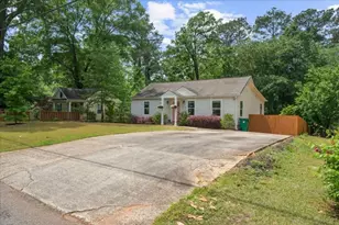 1975 McAfee Pl, Decatur, GA 30032 - Photo 4